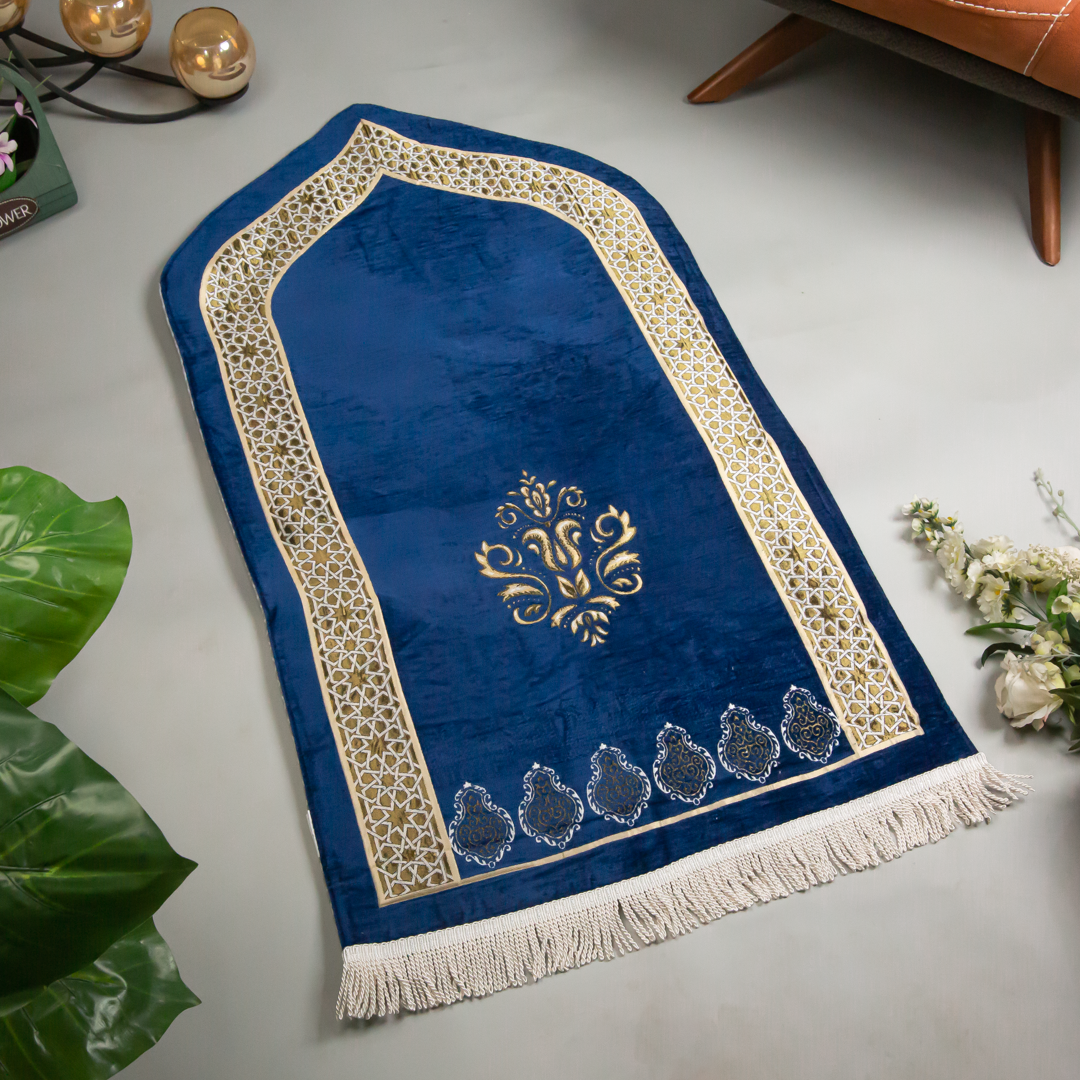 سجادات صلاة مبطنة مميزة